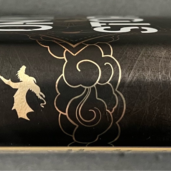 Onyx Storm by Rebecca Yarros – Hardcover Empyrean Book 3 – Special Edition - Picture 5 of 5